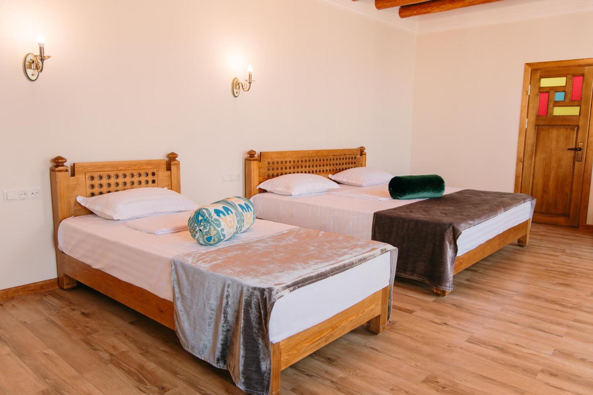 Duston Boutique XIX Century Rooms Bukhara Exterior foto