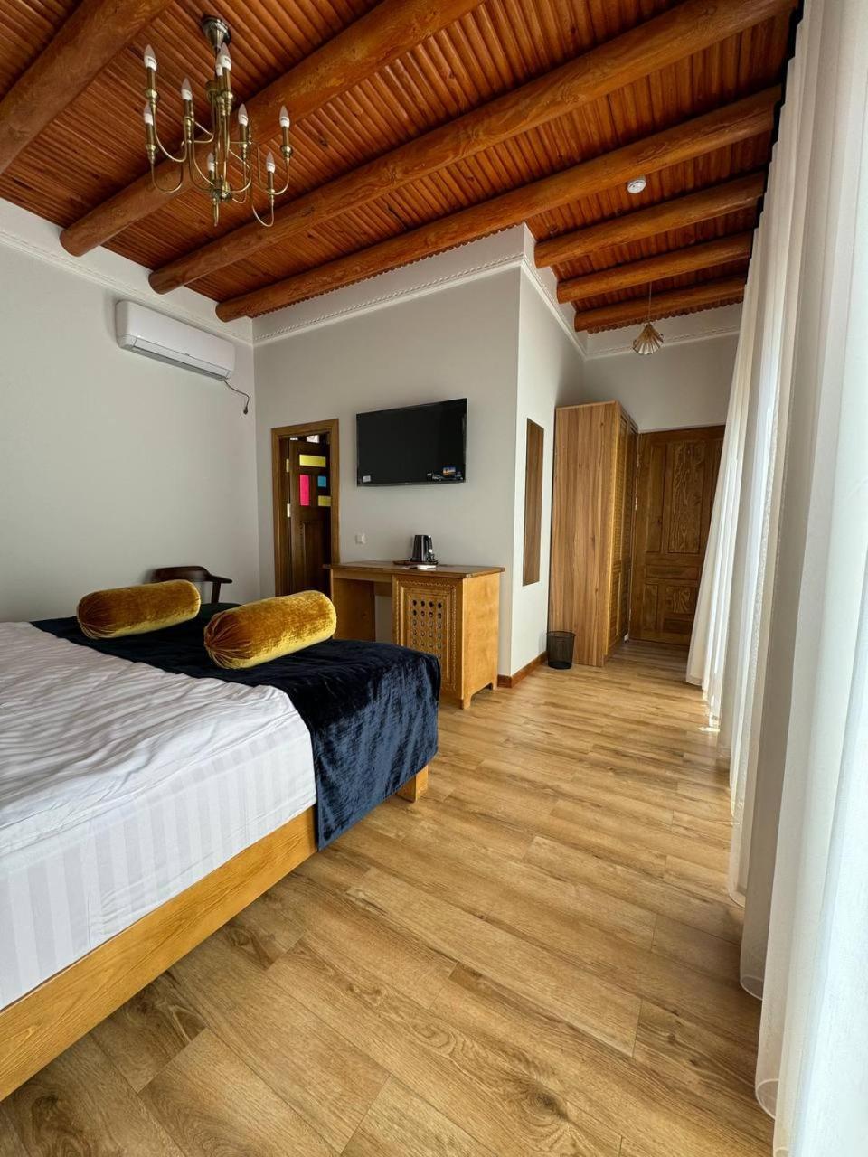 Duston Boutique XIX Century Rooms Bukhara Exterior foto